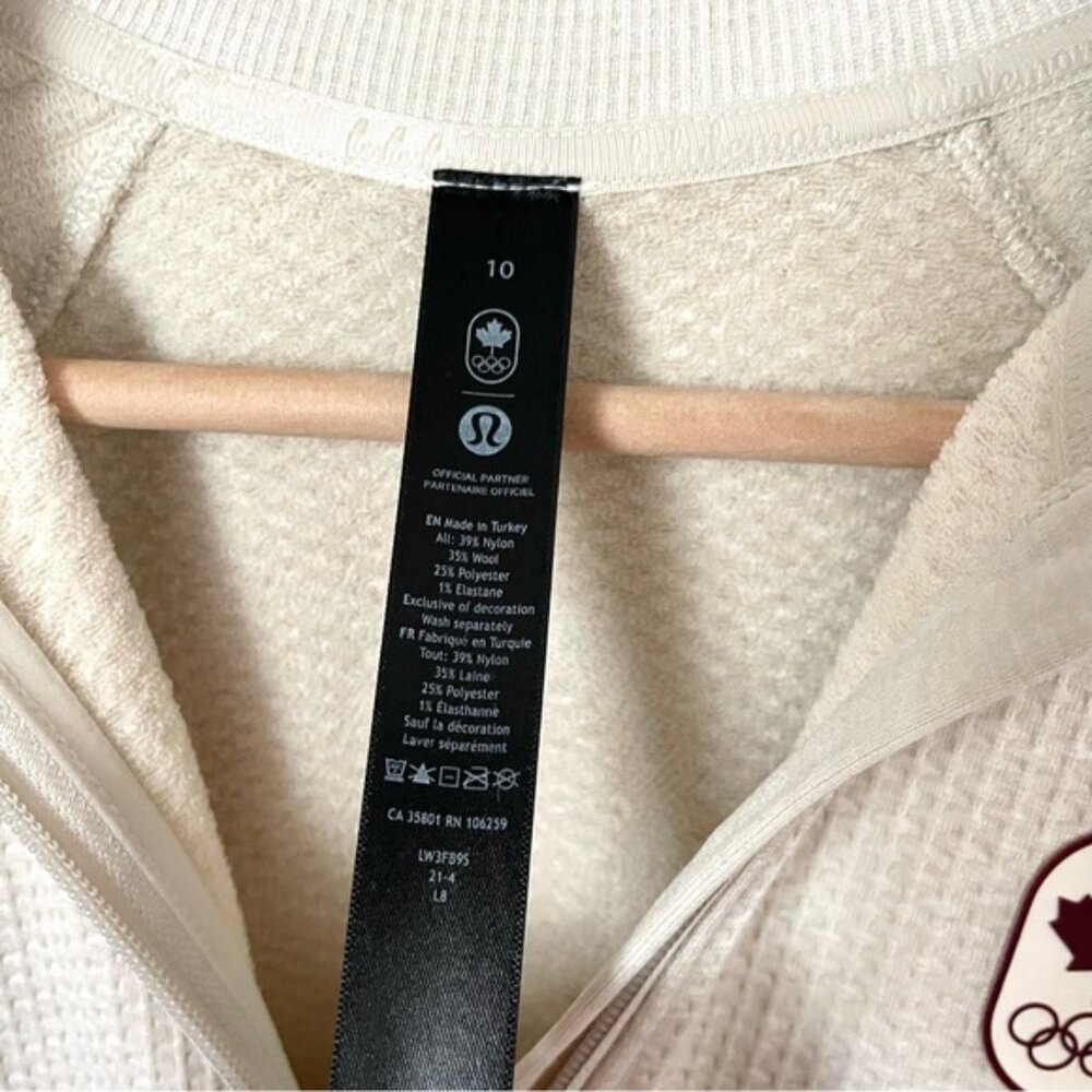 Lululemon Engineered Warmth Half Zip Ivory Team Canada Olympic Edition Size 10 - Picture 9 of 9